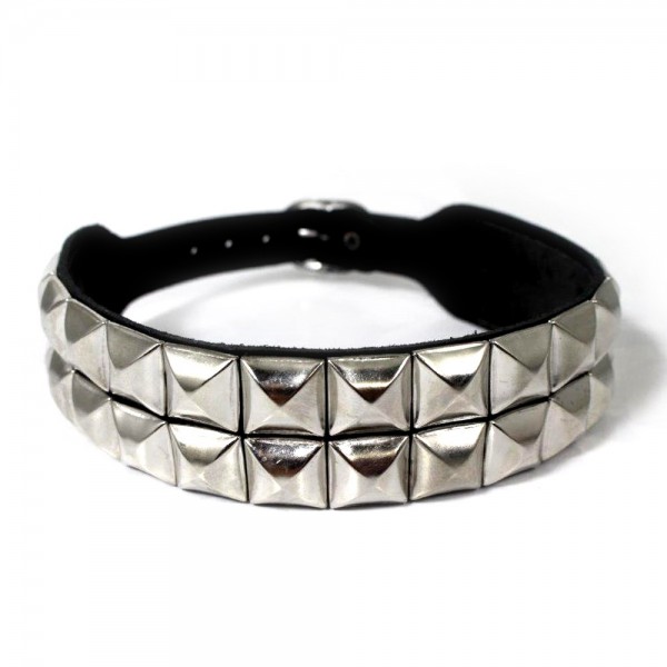 Pyramidennieten Halsband 2-reihig