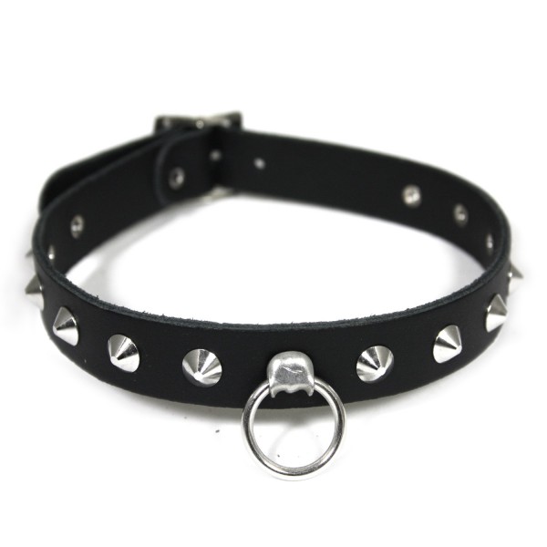 Spitznieten Halsband 1-reihig mit Ring